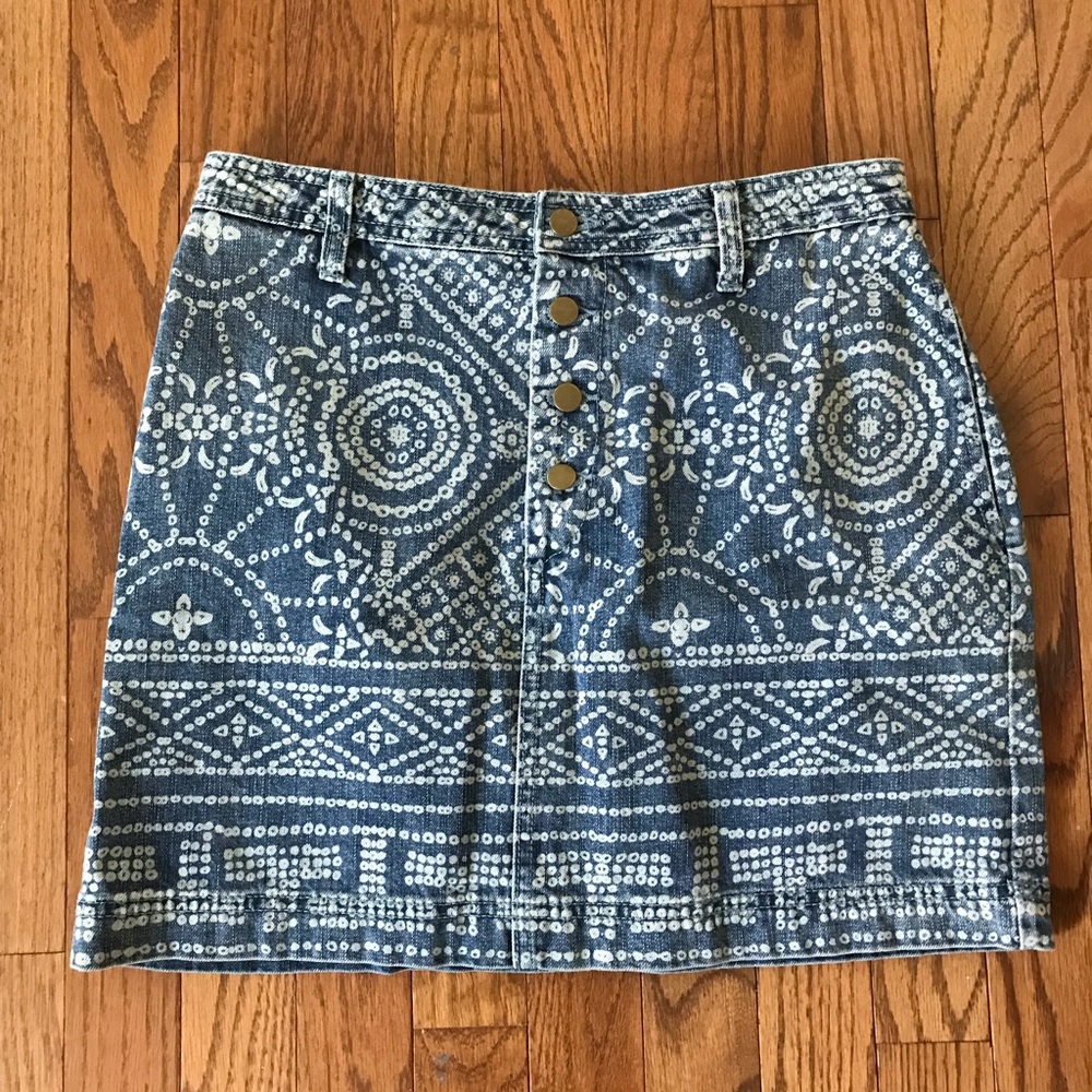 Free People button down jean skirt